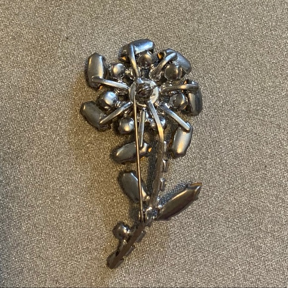 2/$40 Vintage Mid-Century Flower Rhinestone Brooch - Picture 2 of 3